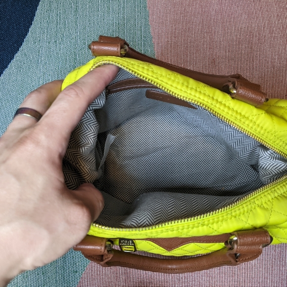 Steve Madden Neon Green Brown Handle Shoulder Handbag - Picture 9 of 10